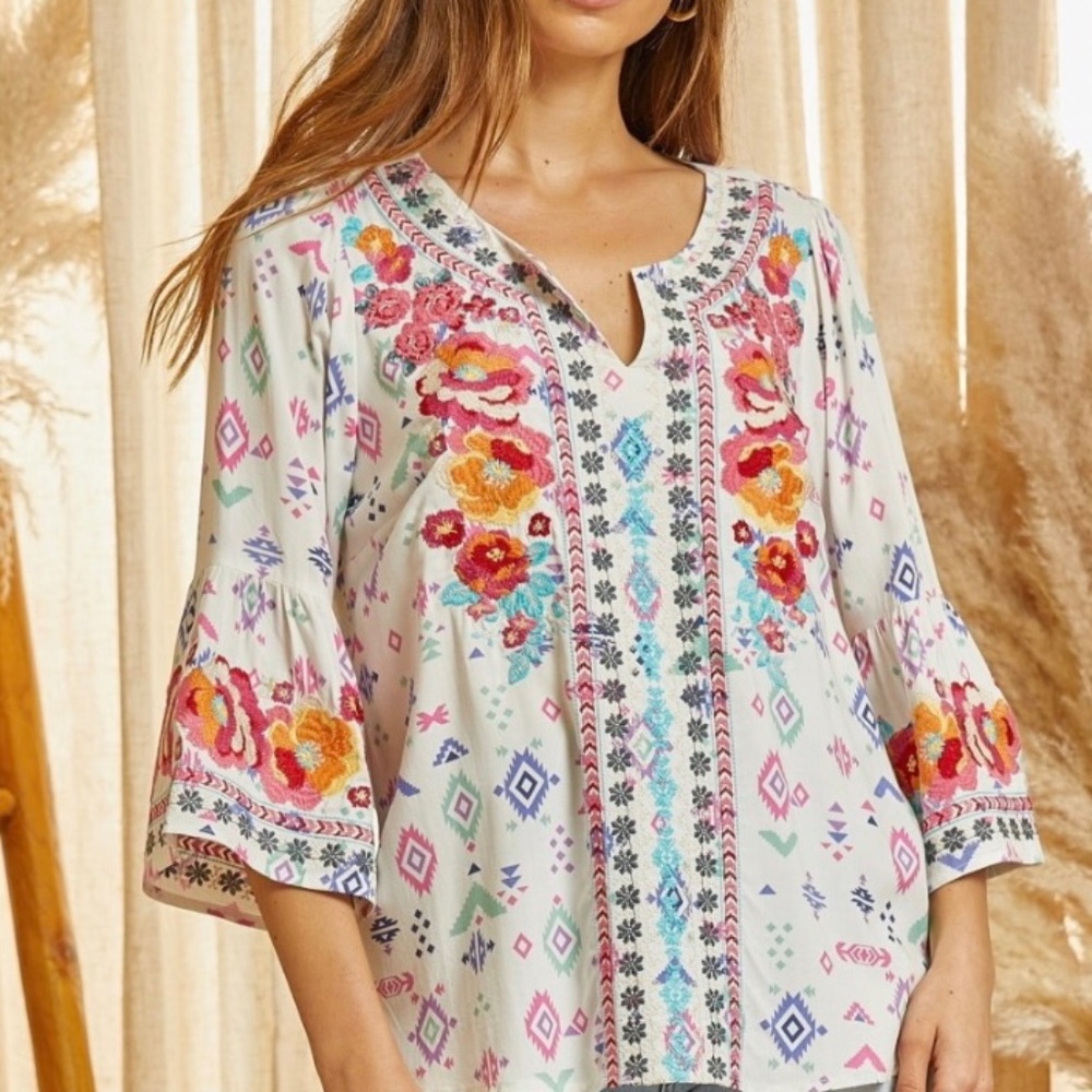 Savannah Jane embroidered top